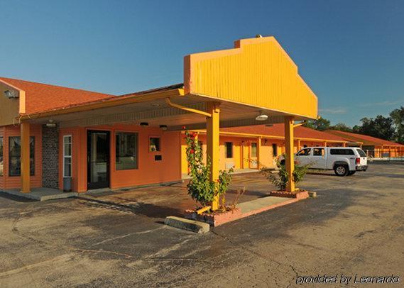 Econo Lodge Cornersville Exterior photo