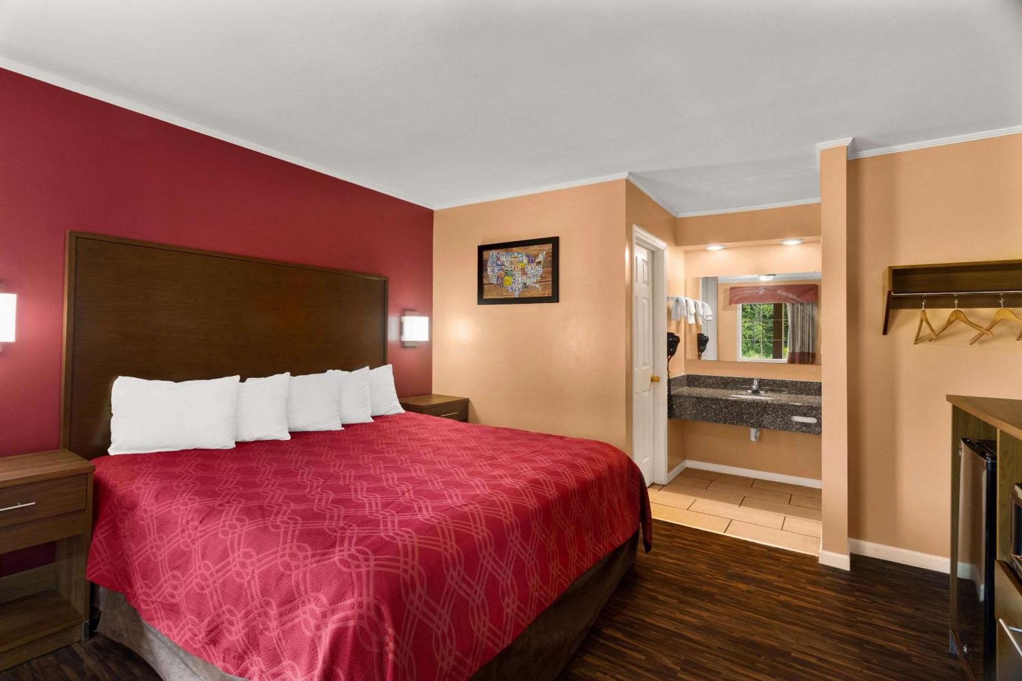 Econo Lodge Cornersville Exterior photo