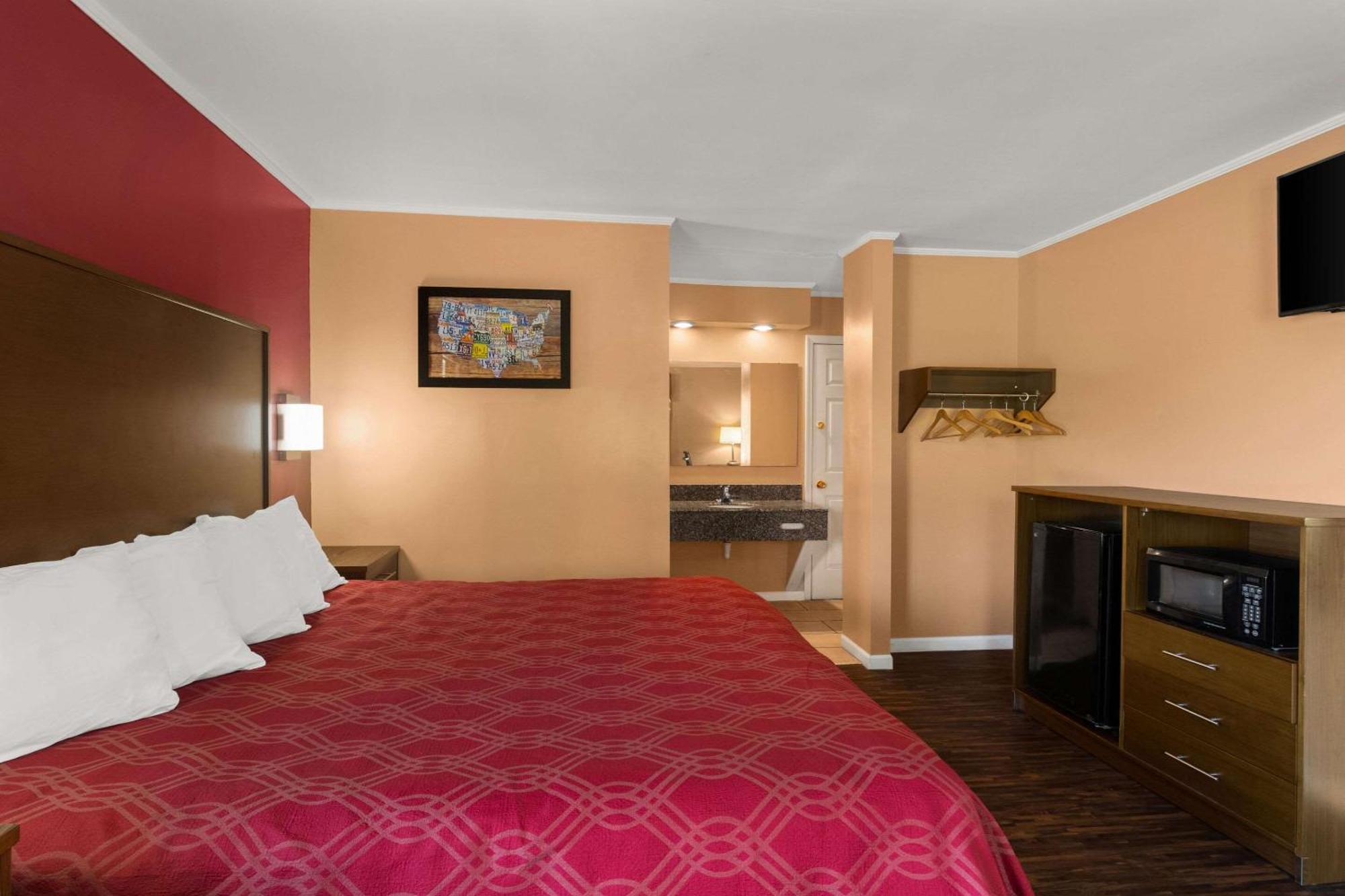 Econo Lodge Cornersville Exterior photo
